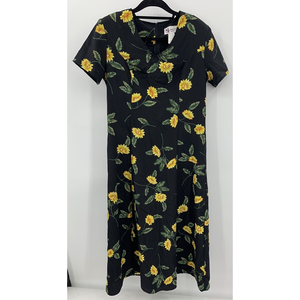 Maggie Sweet Floral Maxi Dress Marigolds Size Medium Short Sleeve